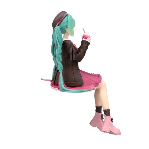 FuRyu 初音未來 秋天約會粉紅色 Ver. 景品模型 杯麵座 商品圖右側