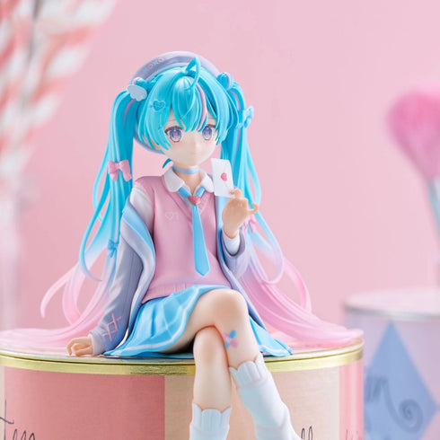 FuRyu 初音未來 戀愛西裝服Ver. 景品模型 杯麵座 商品圖近鏡