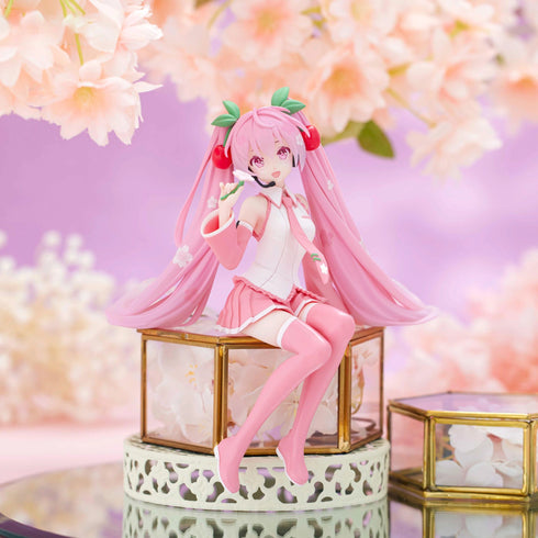 FuRyu 初音未來 櫻花初音 2024 景品模型 杯麵座 商品圖連背