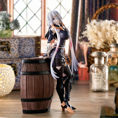 Sega Luminasta 萊莎的鍊金工房 常闇女王與秘密藏身處 莉拉·德西亞斯 景品模型 商品圖右