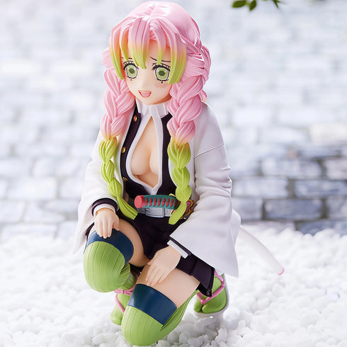 Sega PM 鬼滅之刃 CHOKONOSE PREMIUM FIGURE 柱合會議 甘露寺蜜璃 戀柱 坐姿 景品模型 4